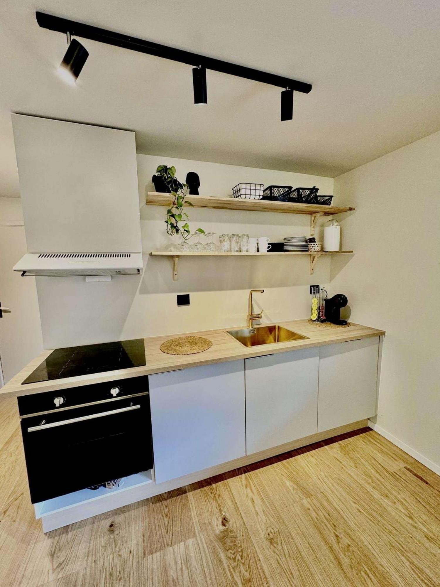 Aurora Garden Apartment Tromso Ngoại thất bức ảnh